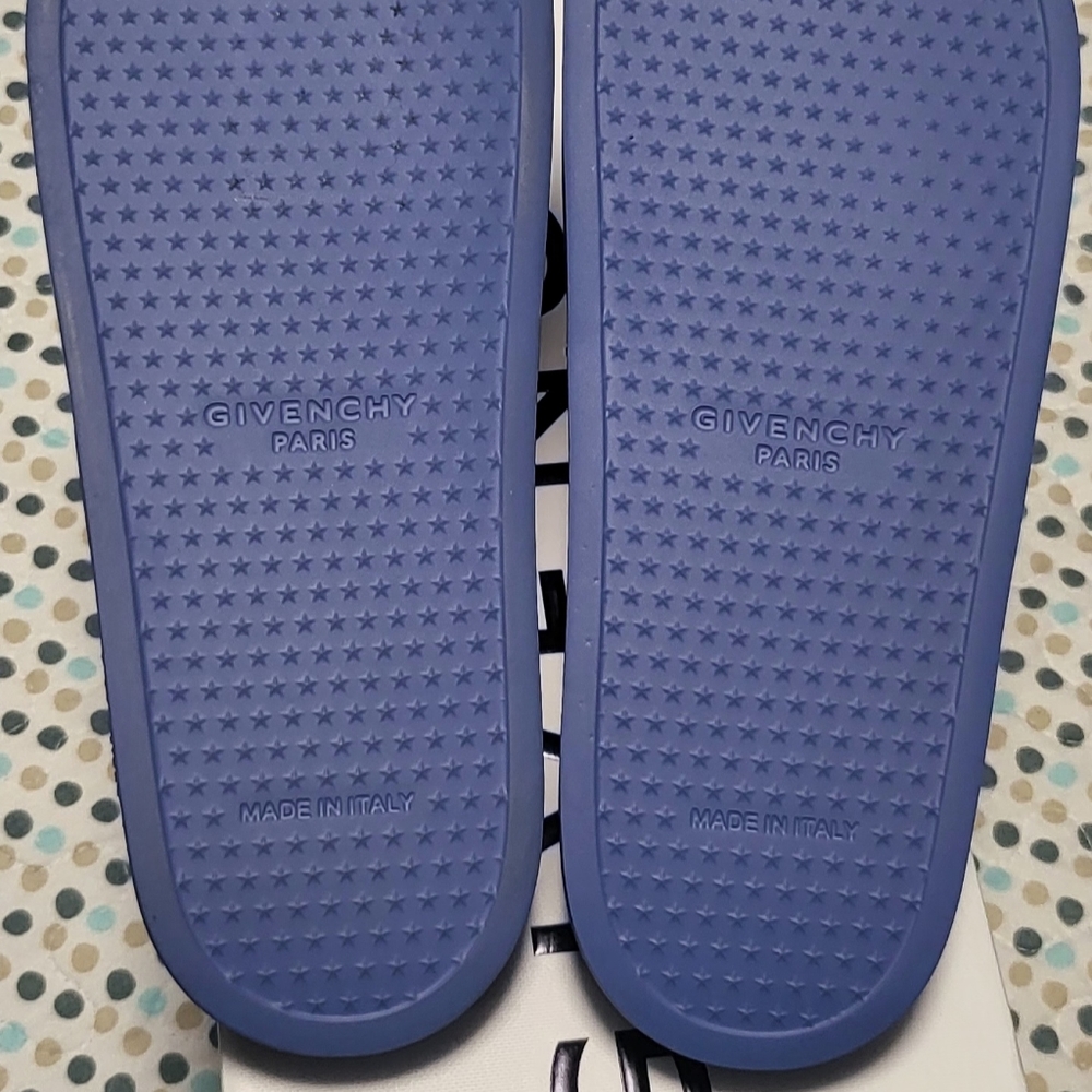 Givenchy Slides - Picture 2 of 3